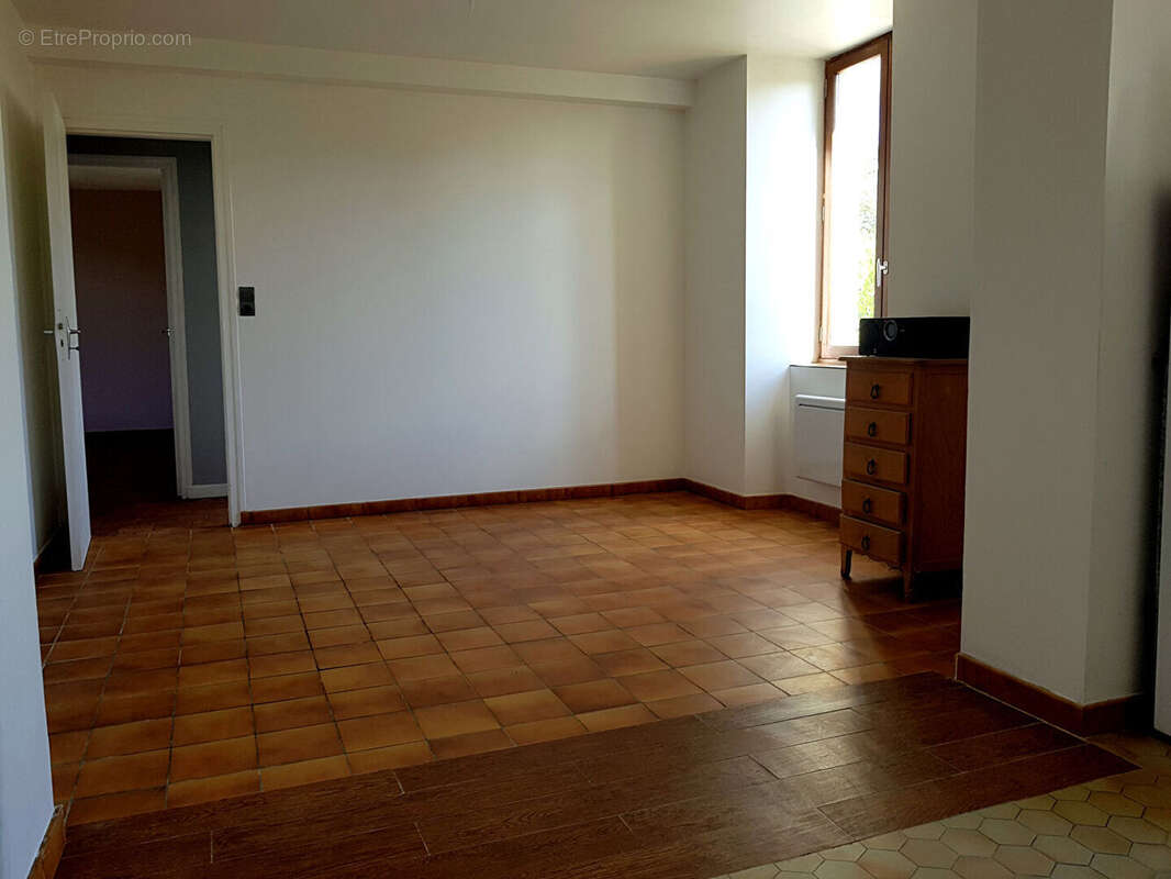 Maison à SAINT-ULPHACE