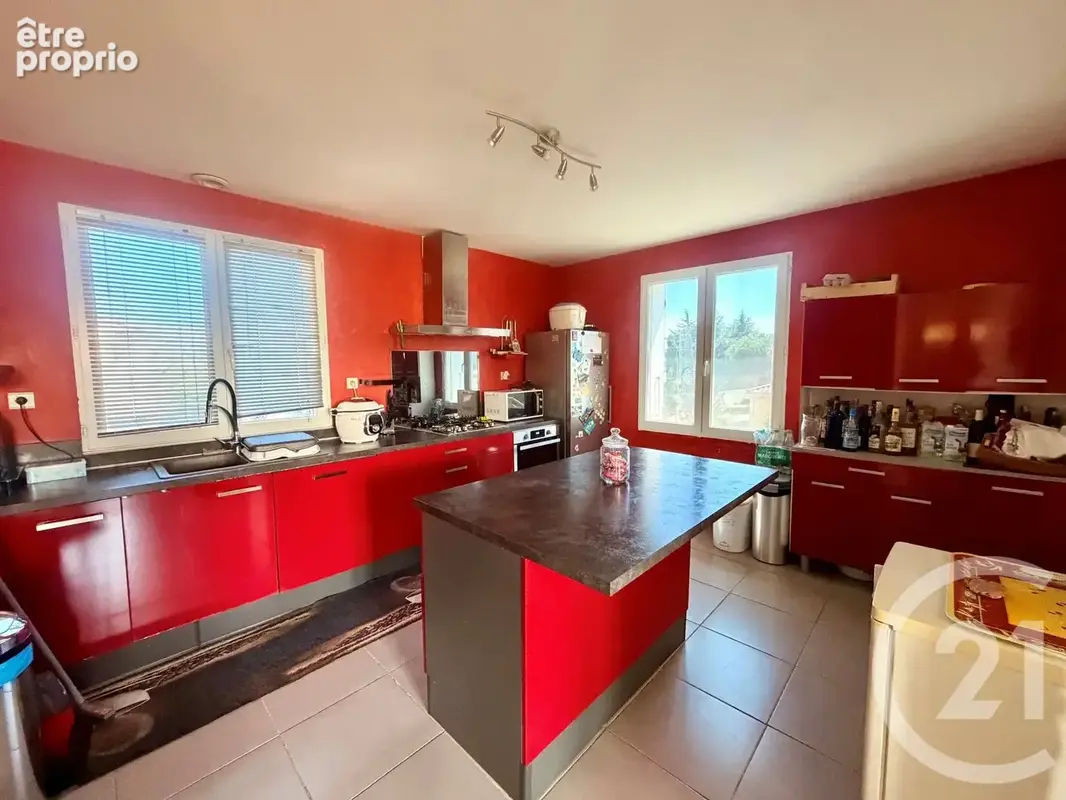 Maison 86 m² à Annonay  - photo 4