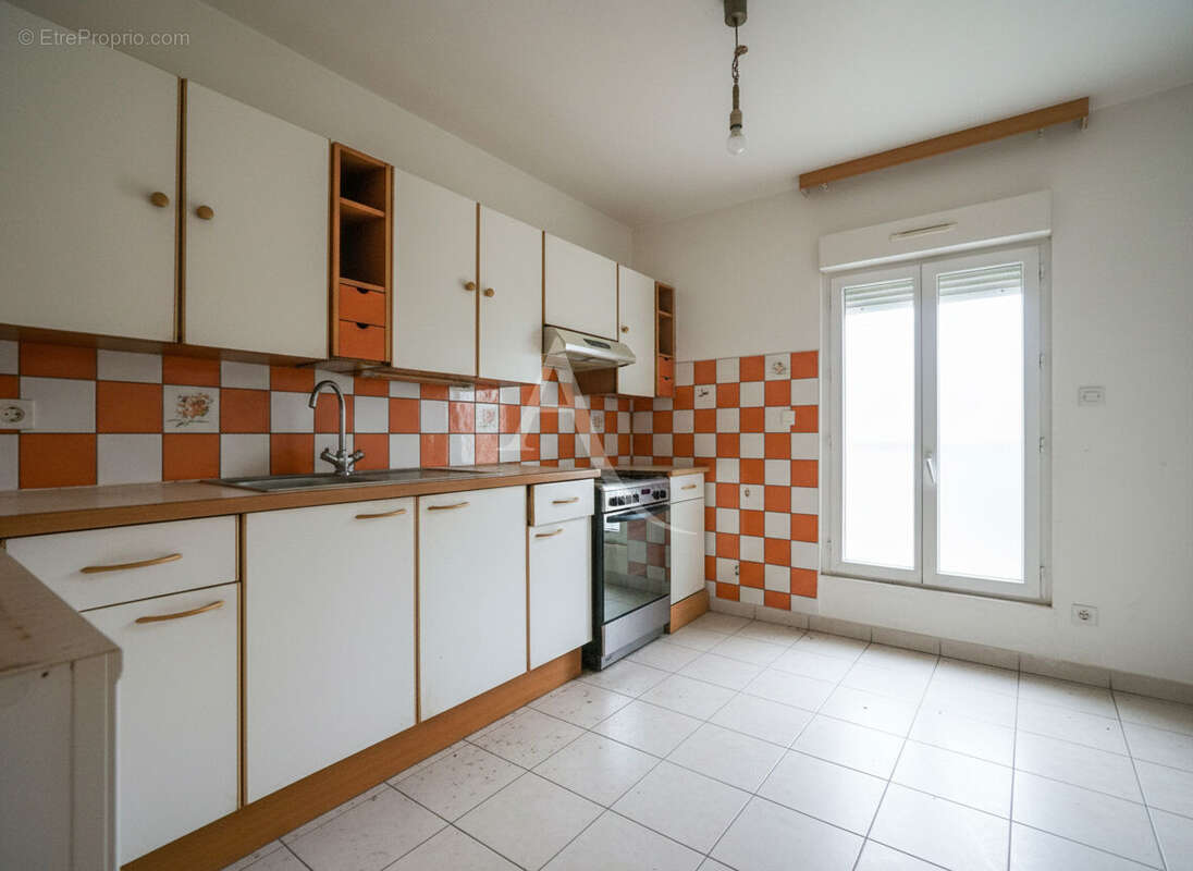 Appartement Metz 1 pièce(s) 30 m2 - kitchenette - accès cour - cave - photo 5
