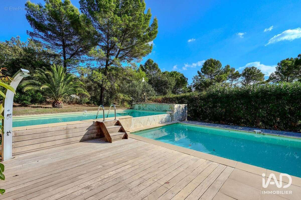 Photo 3 - Maison à BAGNOLS-EN-FORET