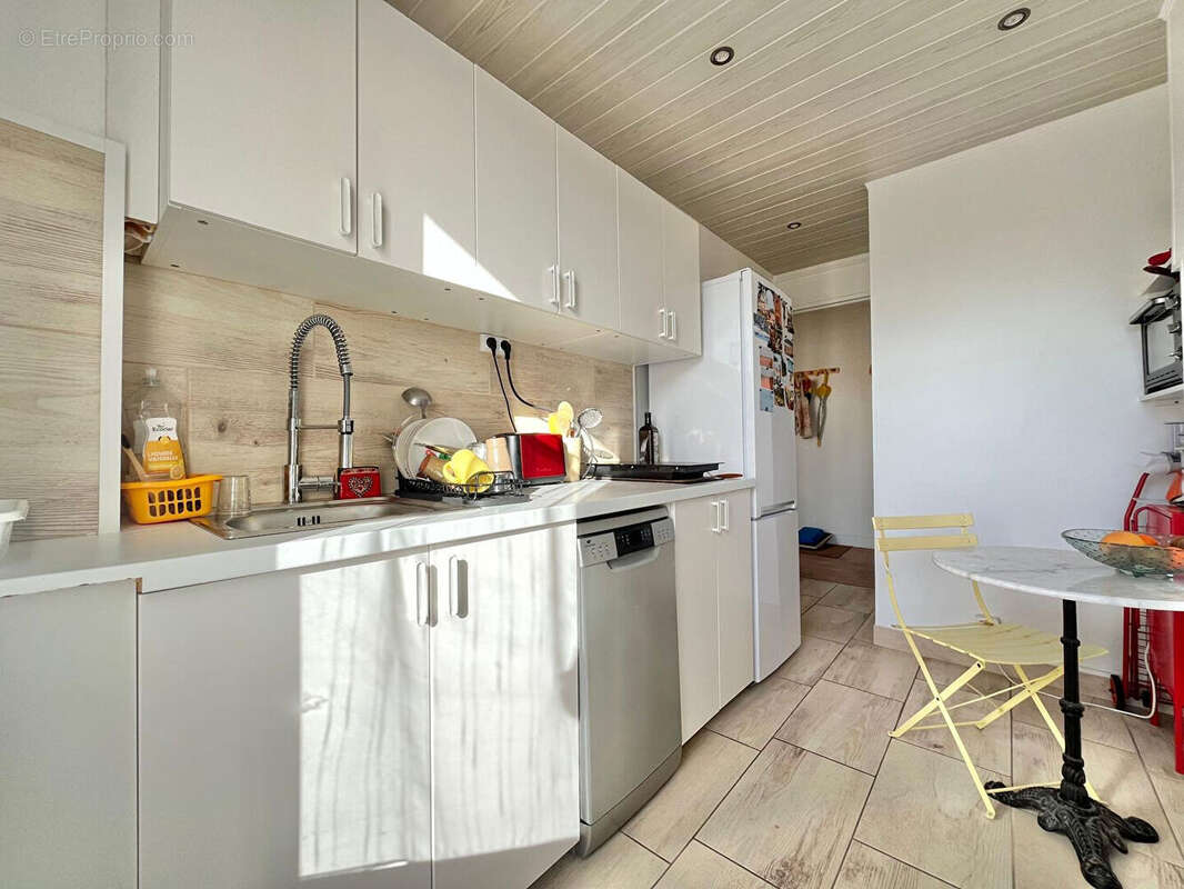 Appartement à FONTENAY-SOUS-BOIS