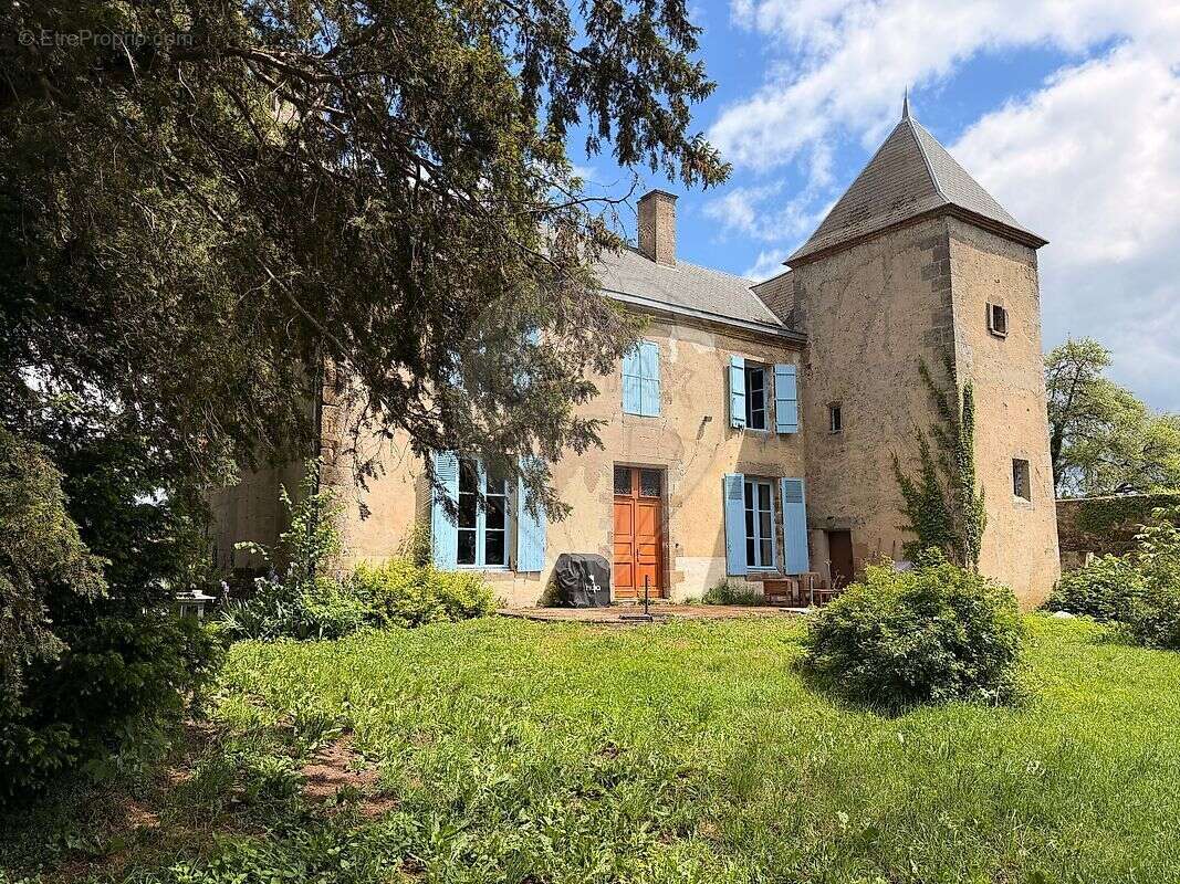 Maison à YGRANDE