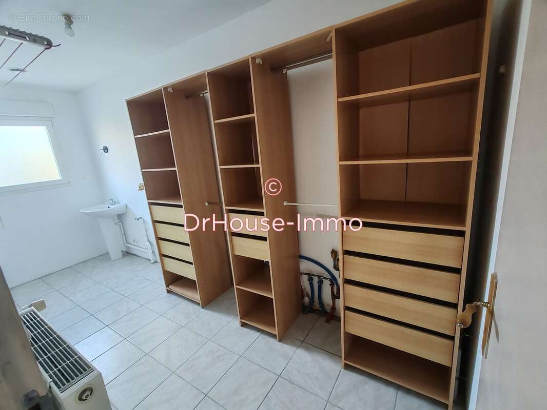 Maison à SAINT-REMY-SUR-CREUSE