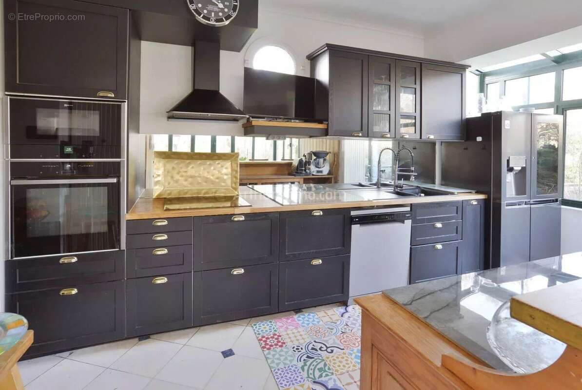 Maison à LE PERREUX-SUR-MARNE