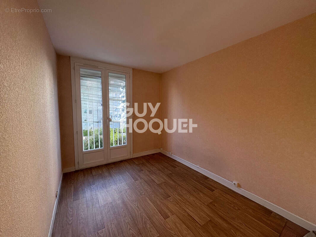 Appartement à VILLENAVE-D&#039;ORNON