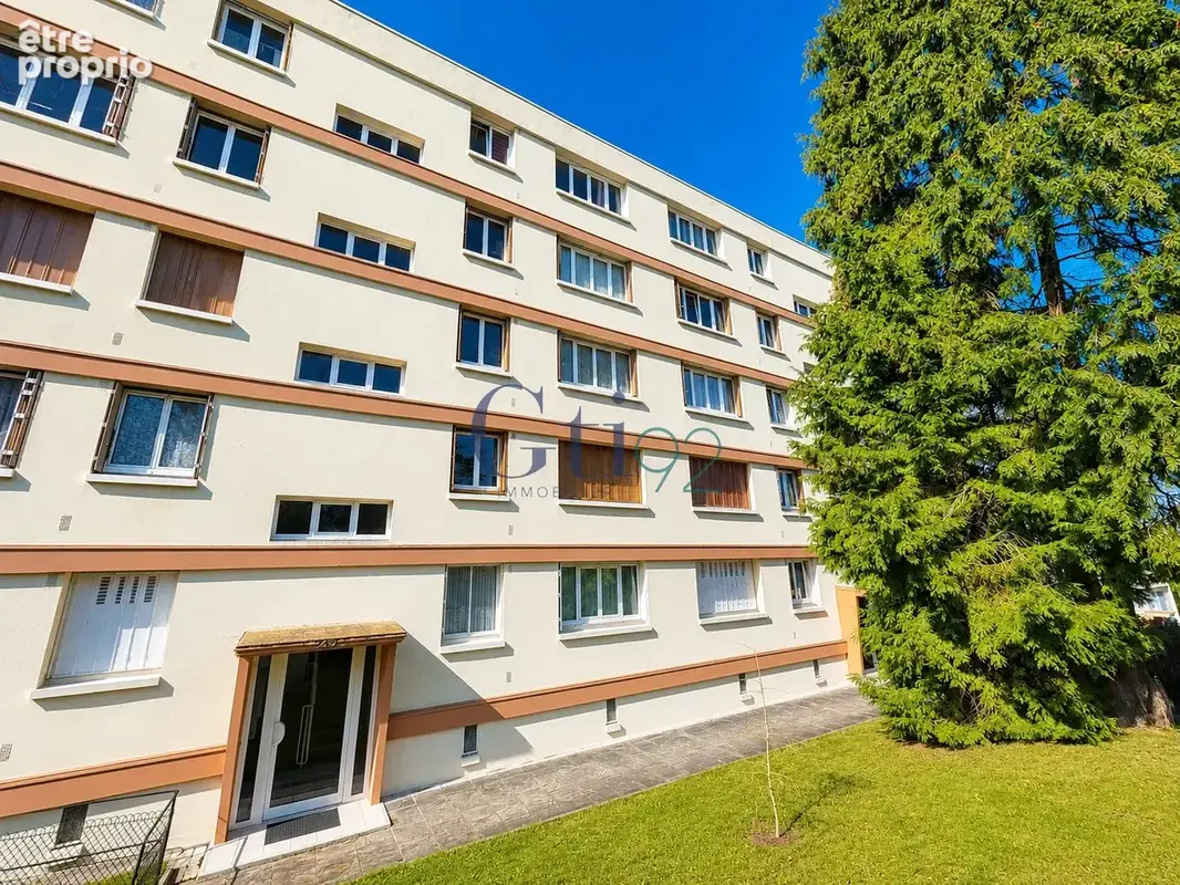 Apprtement traversant tres lumineux avec vue degagee - photo 8