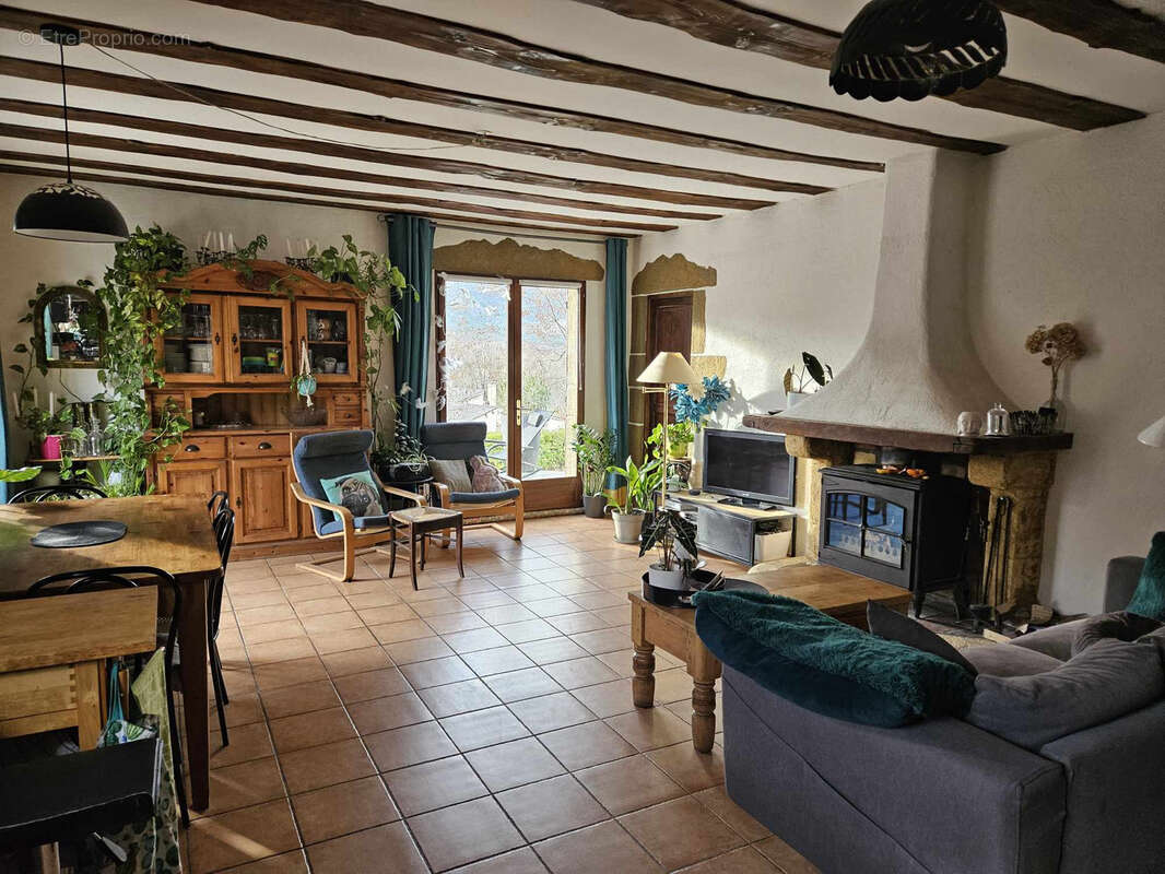 Maison à LUC-EN-DIOIS