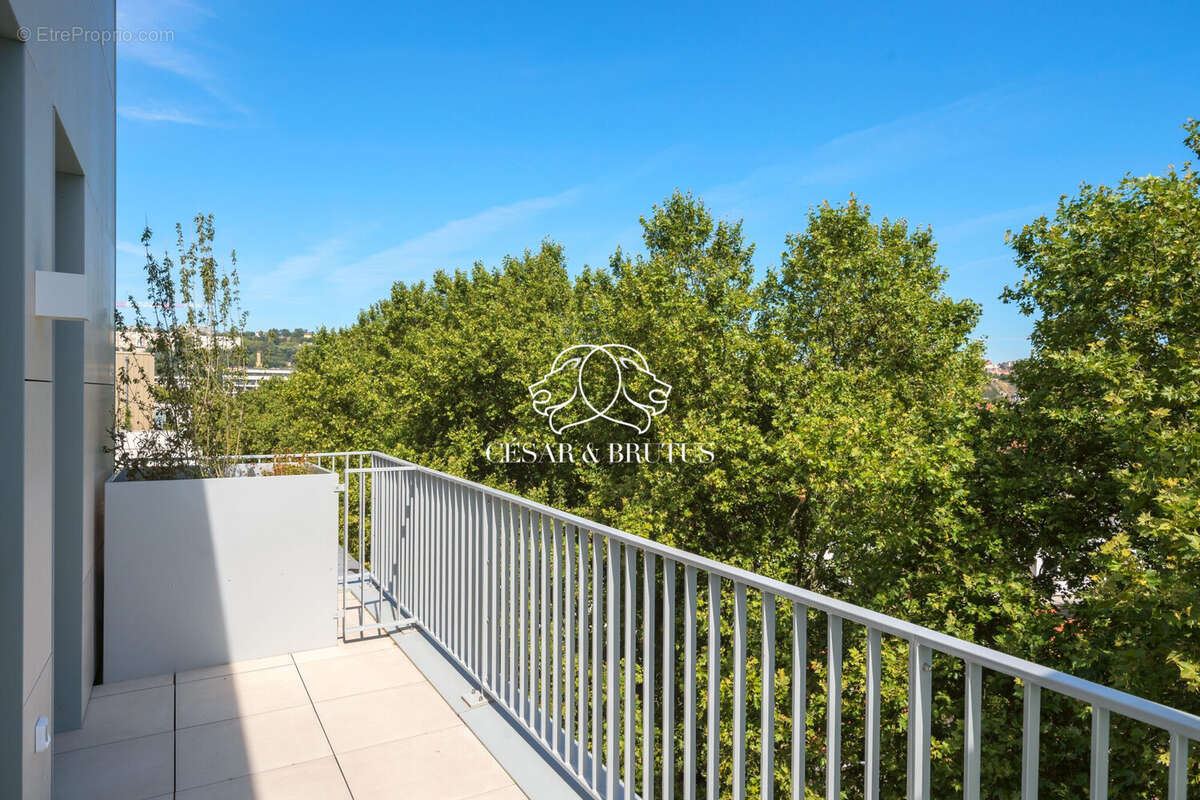 Appartement à LYON-7E