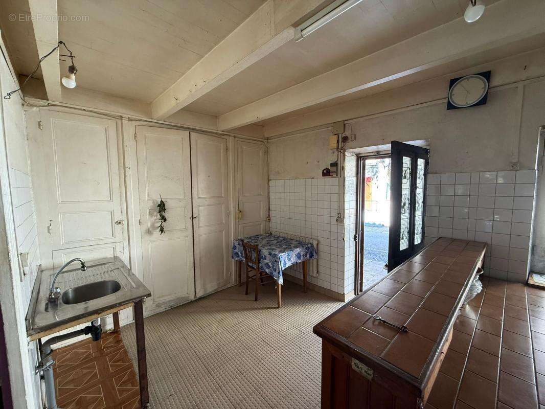 Maison à GENESTELLE