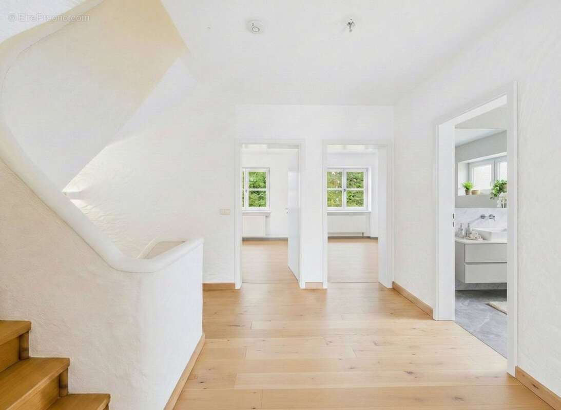Maison 92m² à nanterre - photo 9