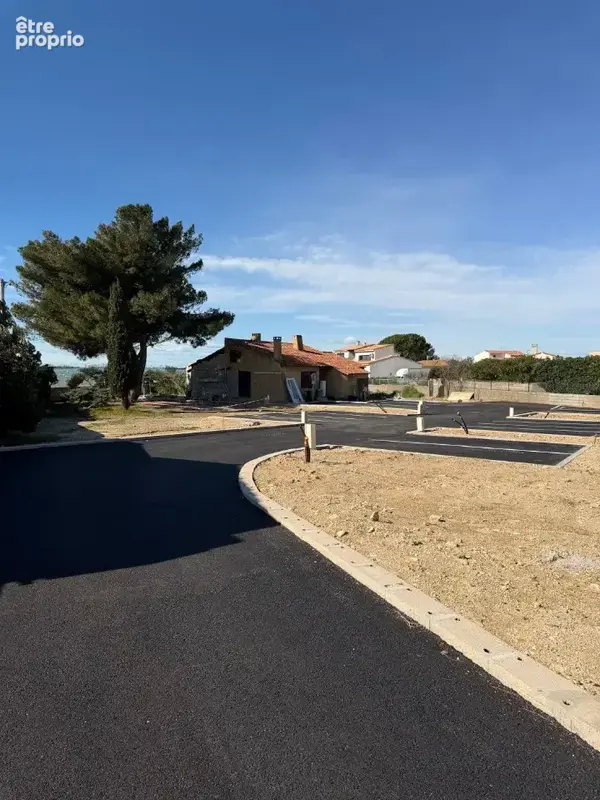 Terrain à PORT-DE-BOUC