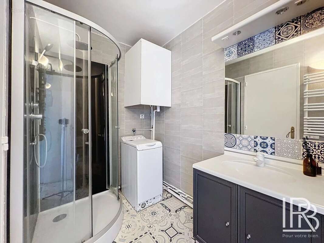 Appartement à MARSEILLE-7E