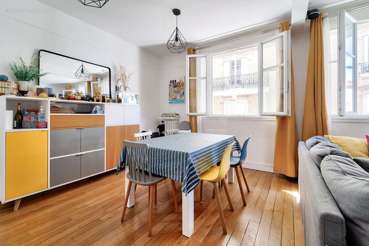 Appartement à COLOMBES