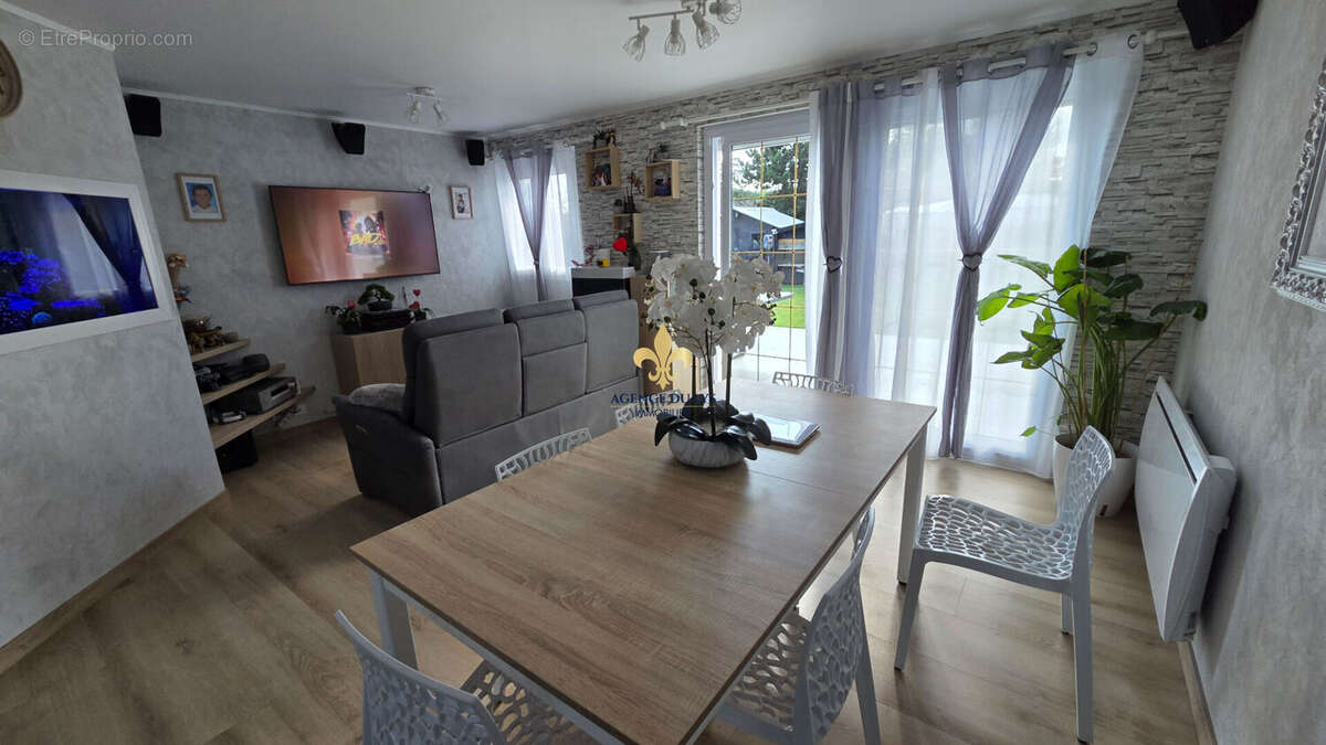 Maison à VILLERS-SOUS-SAINT-LEU