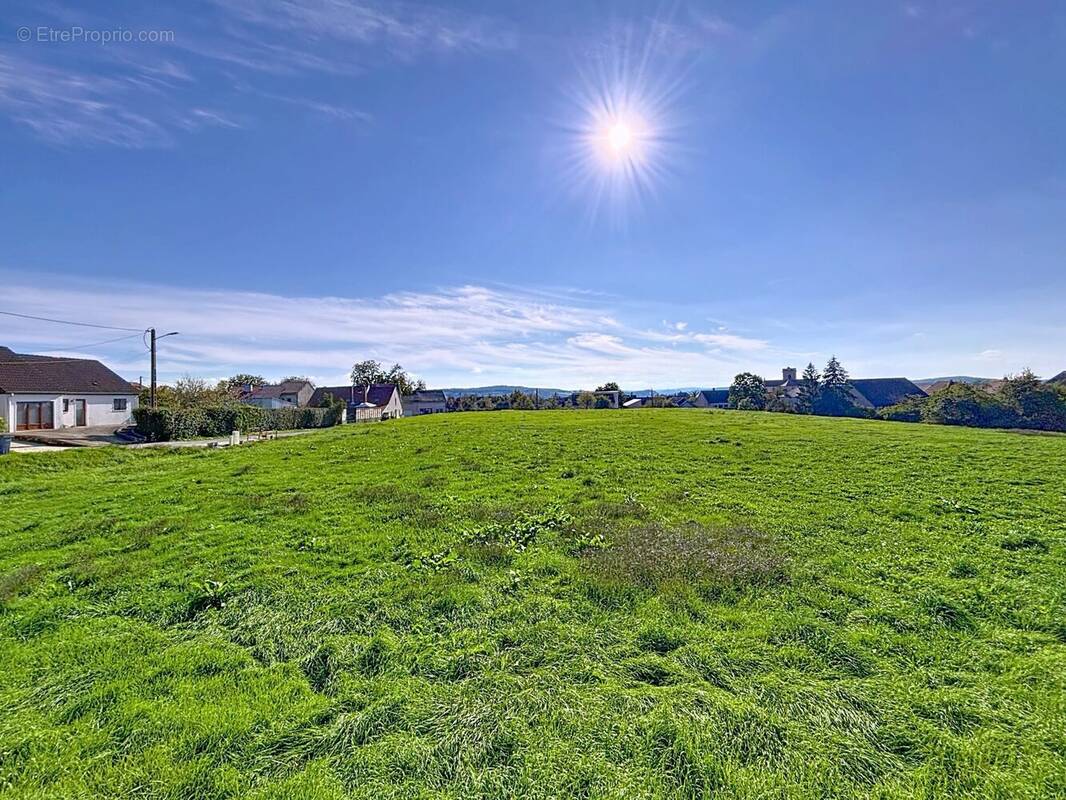 Terrain à SAULX