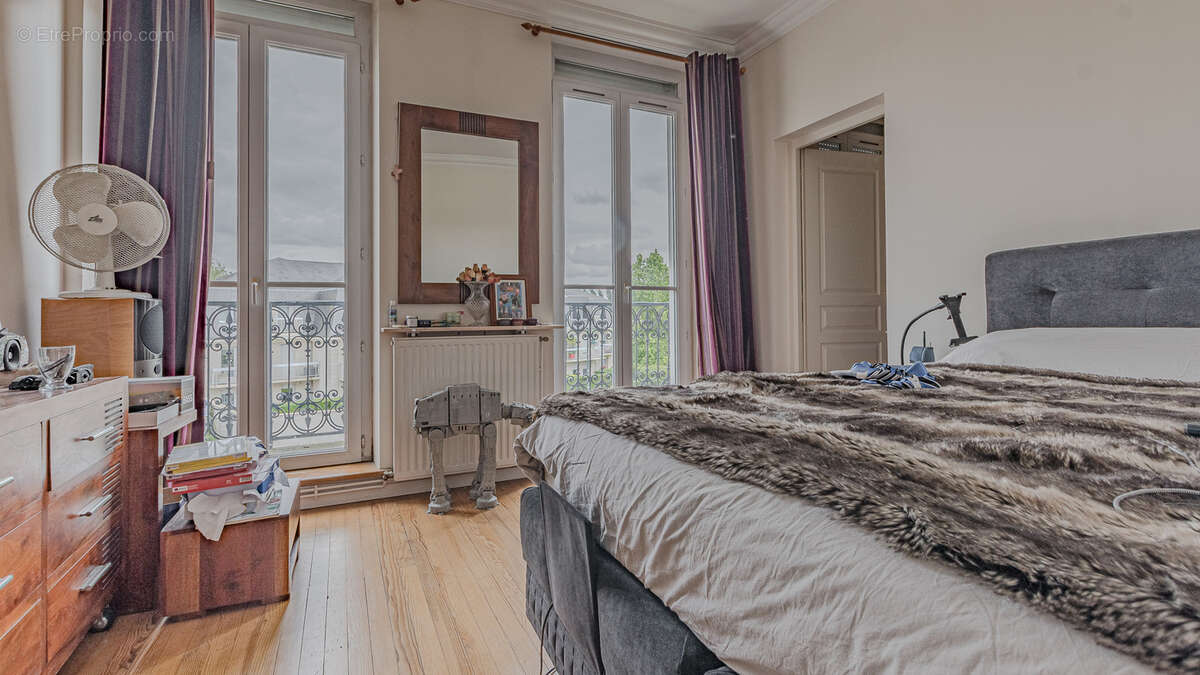 Appartement à LAMORLAYE