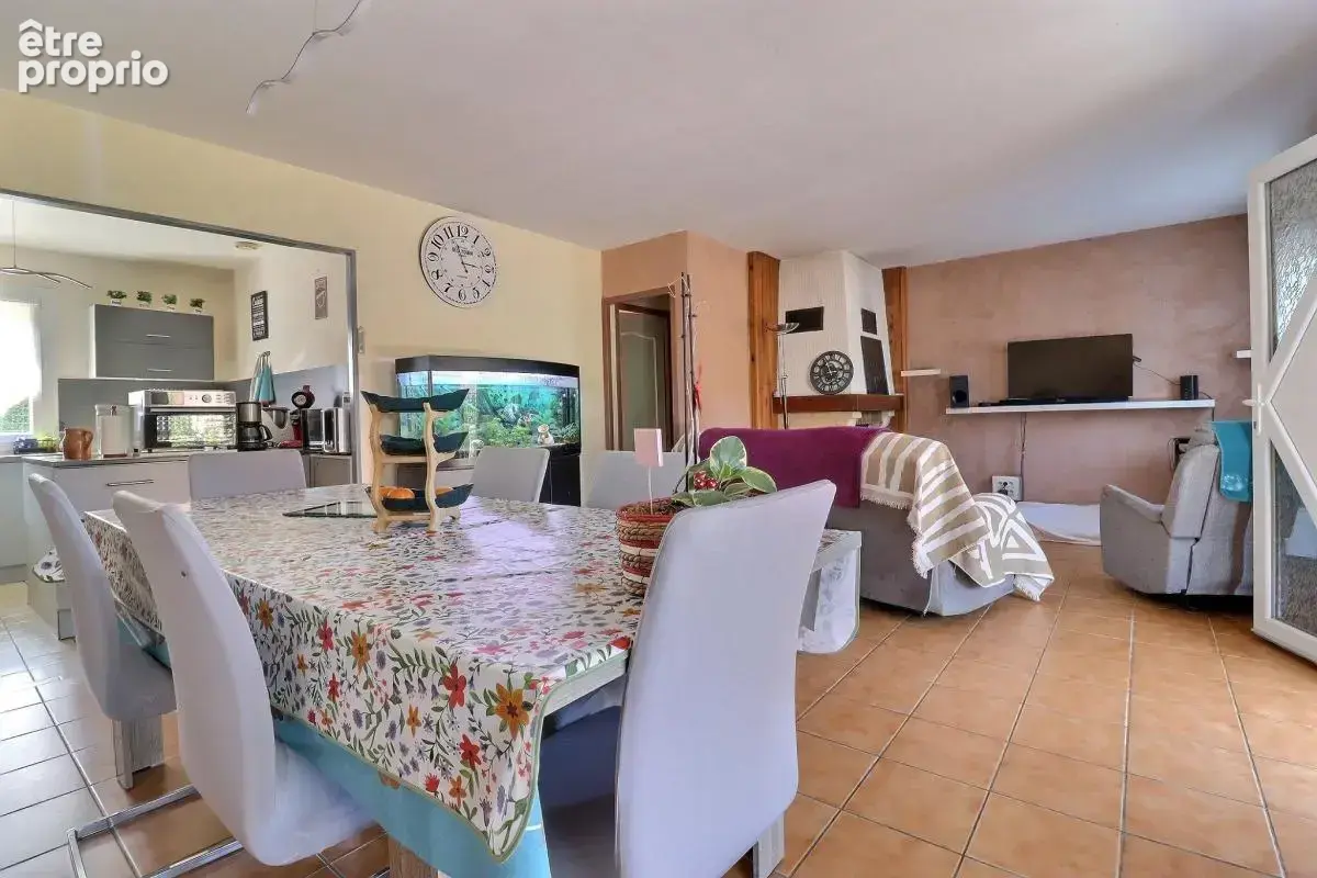 Saulon-la-Chapelle : Maison individuelle de plain-pied de 93m², deux garages, 4 chambres - photo 6