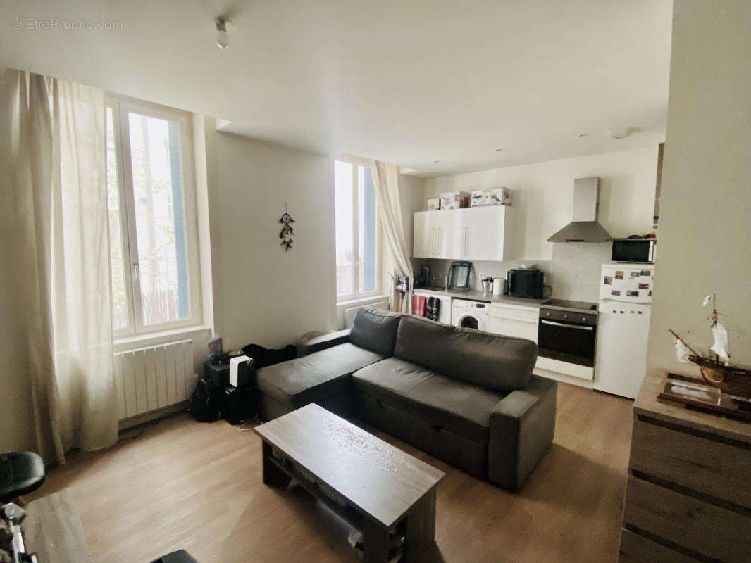 Appartement à LYON-9E