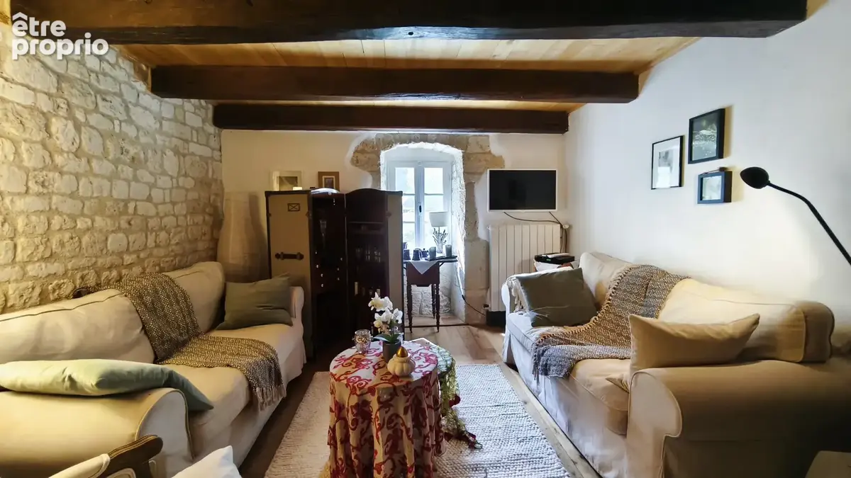 Magnifique maison en pierre avec gîte attenant et 6 575 m2 de terrain arboré - photo 22