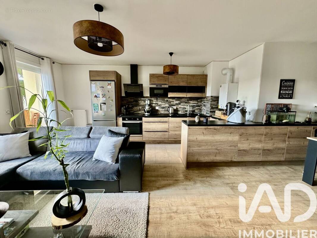 Photo 1 - Appartement à CORBEIL-ESSONNES