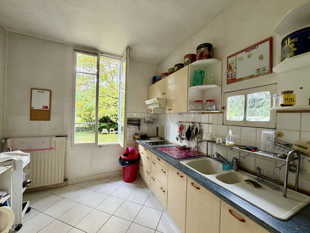 Maison à SAINT-JUST-SAINT-RAMBERT