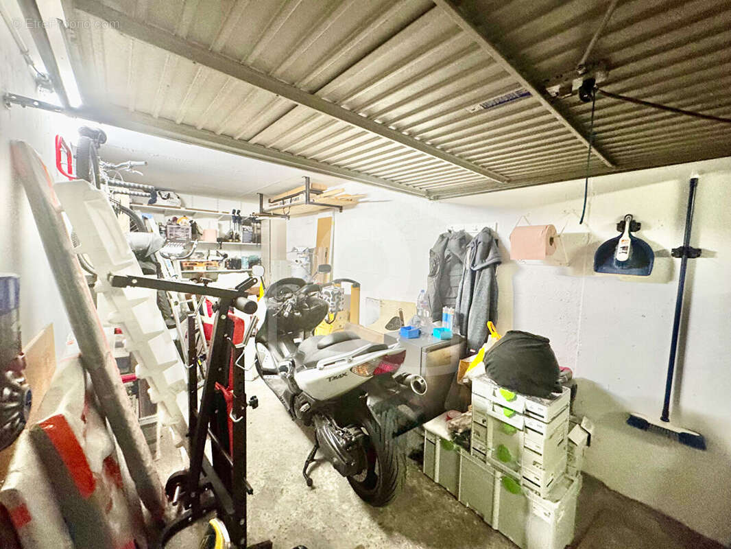 Appartement à VALLAURIS