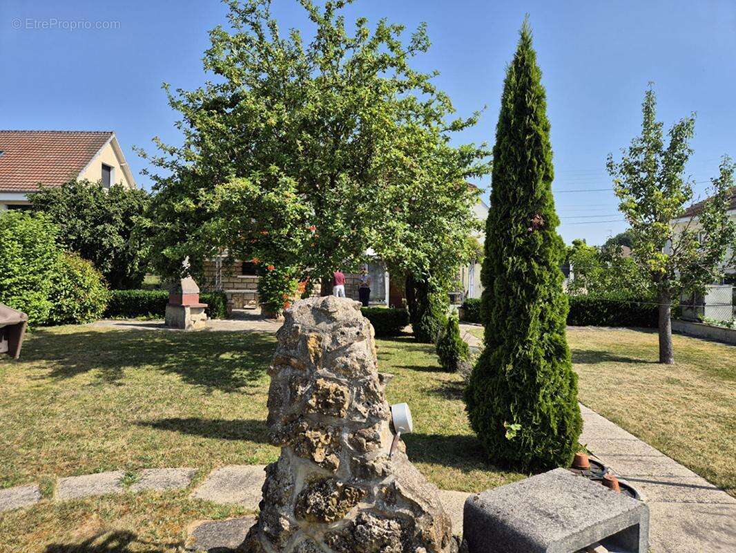 Maison à CHOISY-AU-BAC