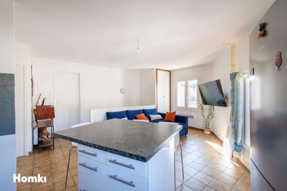 Appartement à LE CRES