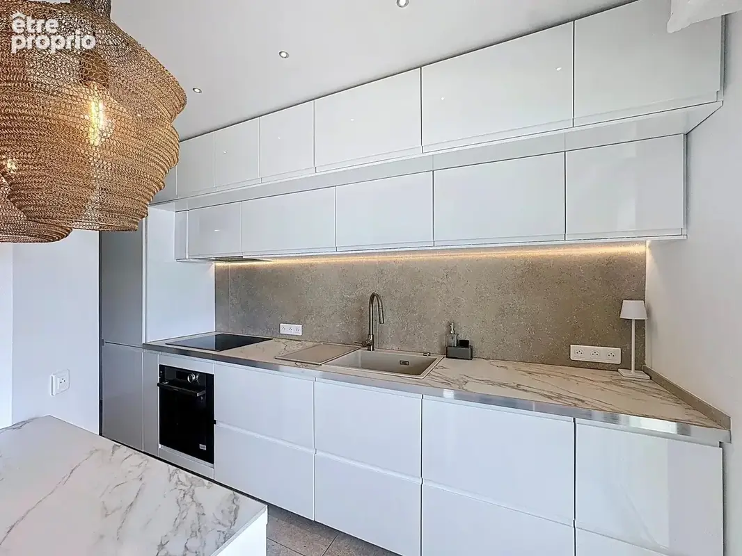 Saint-tropez — pieds dans l’eau vue mer 3 chambres - photo 9