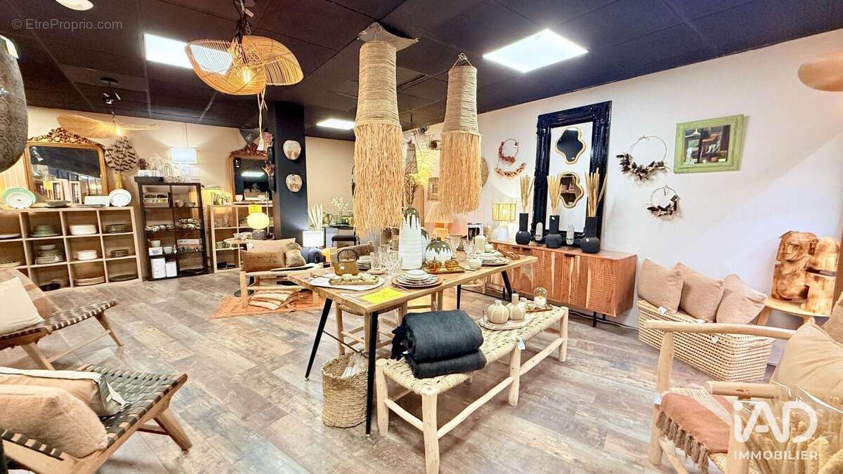 Photo 9 - Commerce à QUIMPERLE