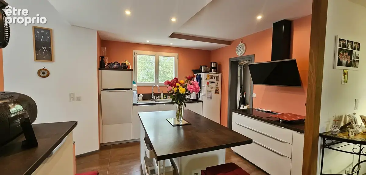 Rare au Pellerin ! Maison de plain-pied DPE B avec vaste salon de plus de 50 m2 et terrain de 1 429 m2 - photo 4
