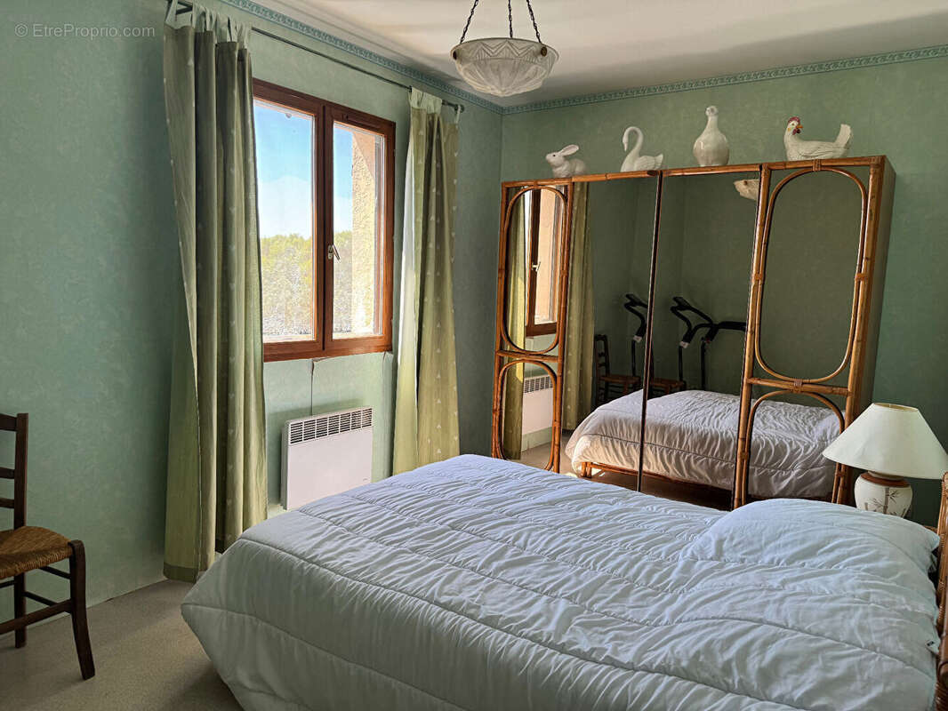 Maison à LES ANGLES