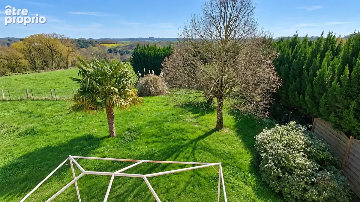 Longère 120 m2   4 chambres   terrain 2 320 m2   dépendances   Luzillé - photo 8