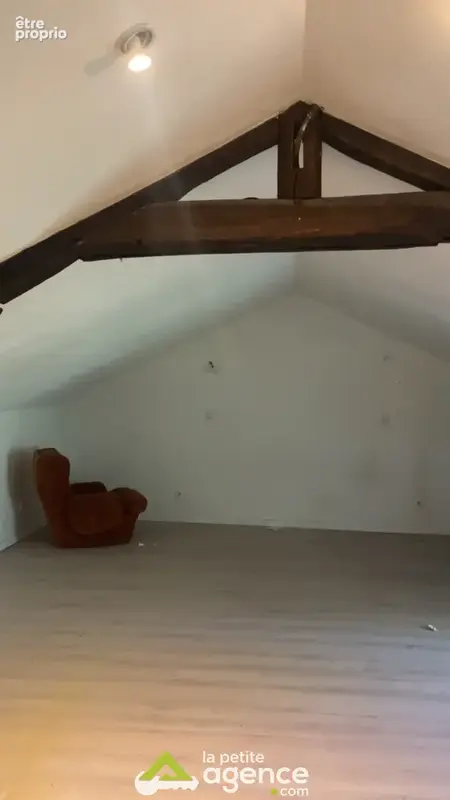 Maison 6 pièces 194 m² à vendre à Sancoins (18600) - photo 12