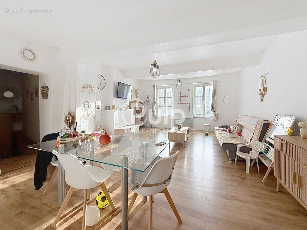 Appartement à SAINT-POL-SUR-TERNOISE