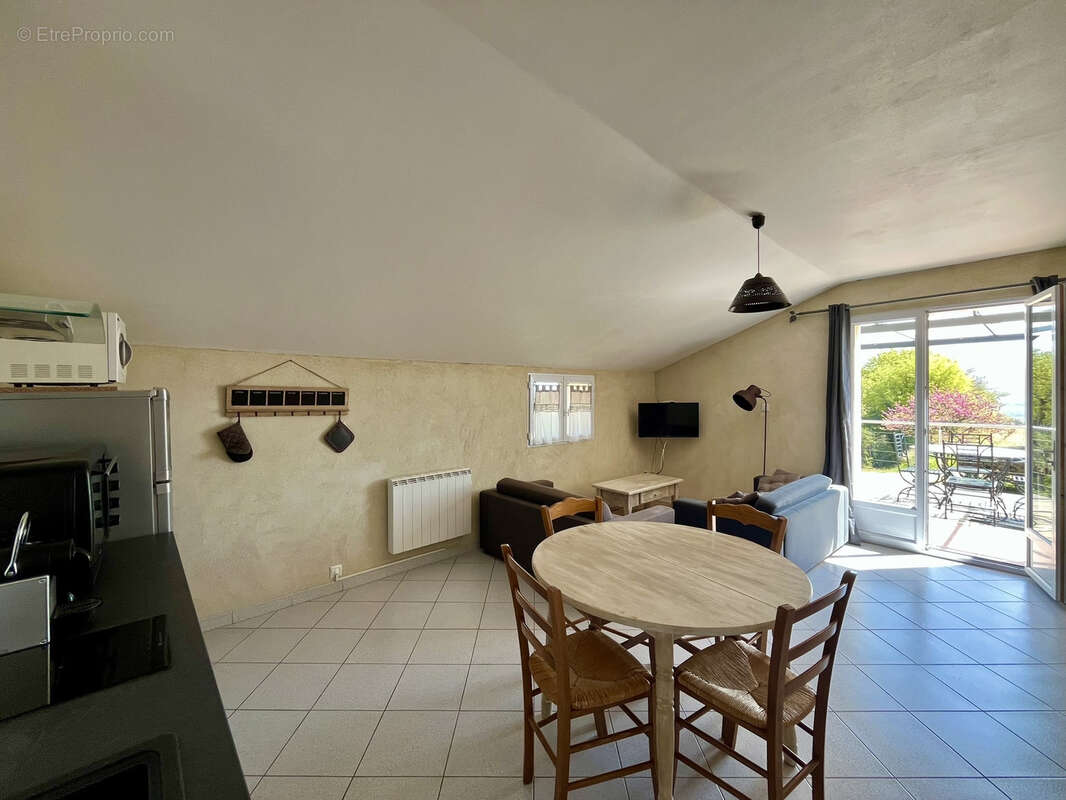 Maison à VINSOBRES