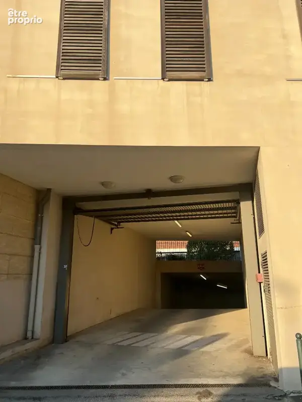 Parking à AIX-EN-PROVENCE