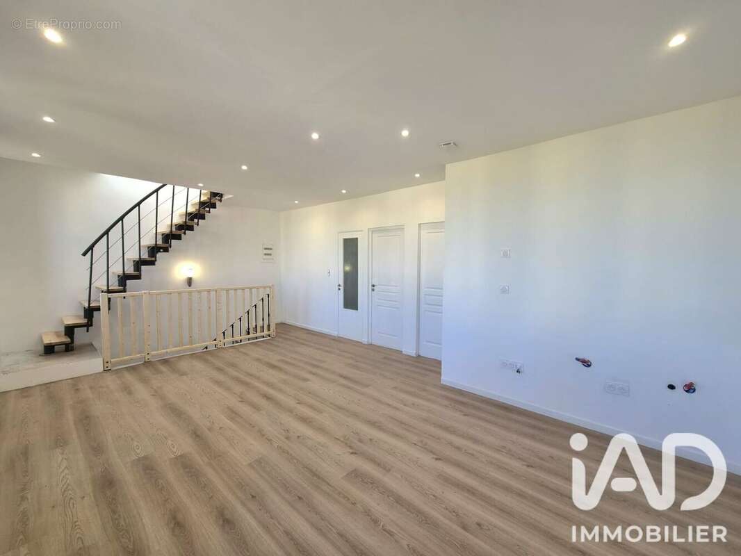 Appartement 52 m² à Antibes  - photo 2