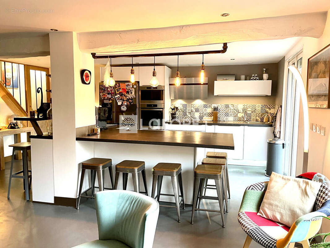 Maison à BELLEVILLE