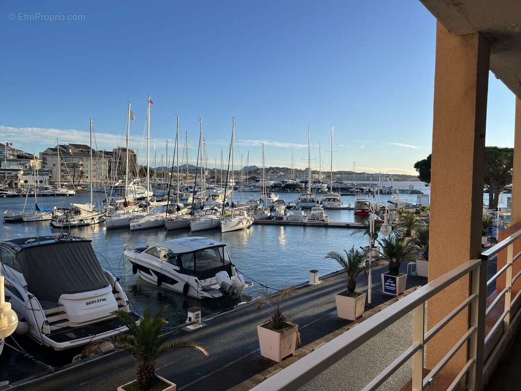 Appartement à FREJUS