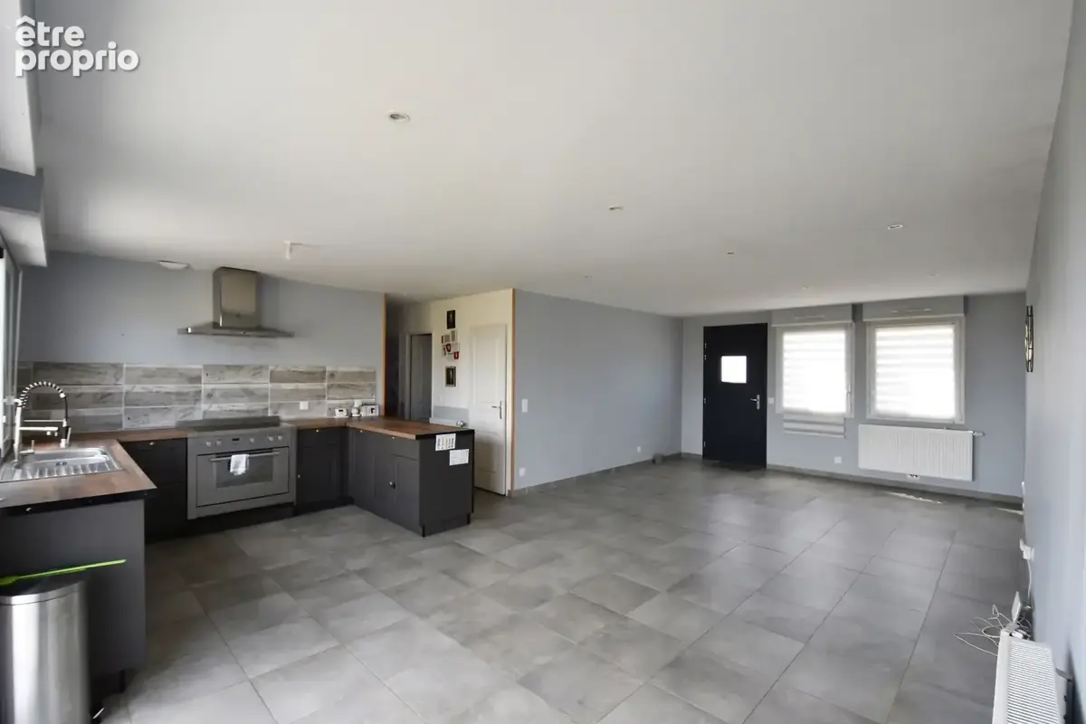 Maison 5 pièces 105 m² à vendre à Airaines (80270) - photo 3