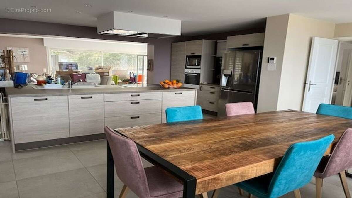 Maison à LES ISSAMBRES