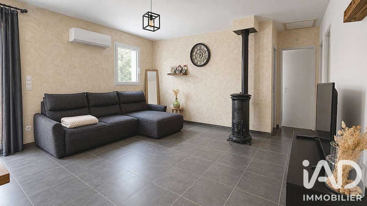 Maison 83 m² à La Bastide-Des-Jourdans  - photo 6
