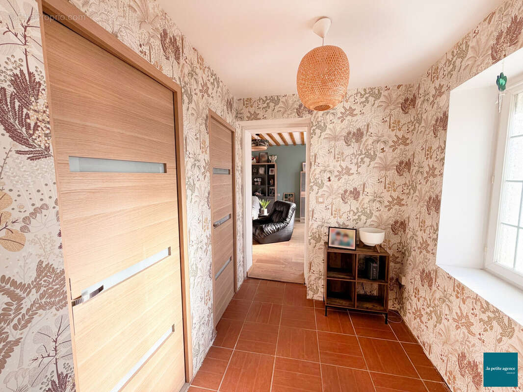 Maison à CHICHEBOVILLE