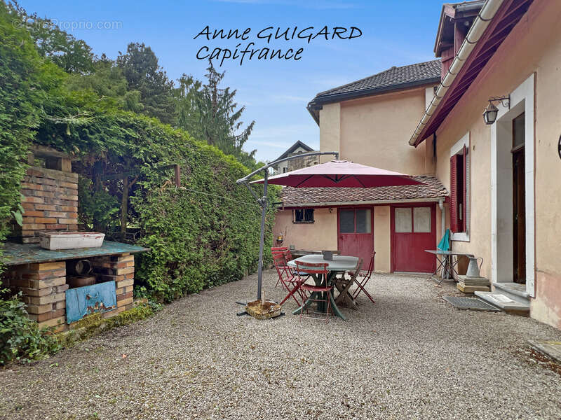Annecy (74) - maison des annees 30 face au lac d'annecy - photo 3