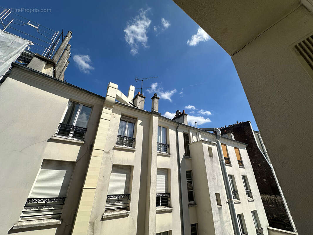 Appartement à PARIS-10E