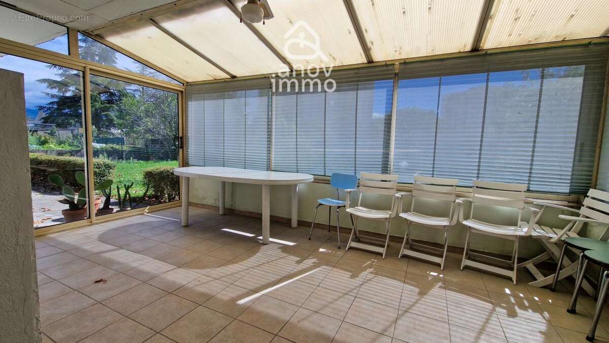 Maison familiale 7 pièces - Garage - Véranda - Piscine - photo 18