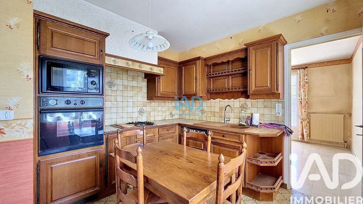 Photo 3 - Maison à SAINT-ETIENNE-DU-ROUVRAY