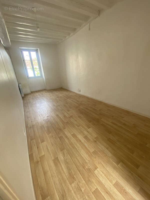 Maison à AILLIERES-BEAUVOIR