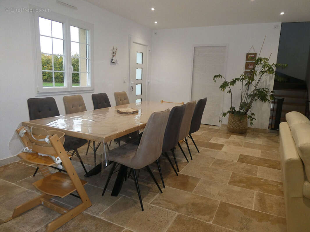 Maison à PONT-L&#039;EVEQUE